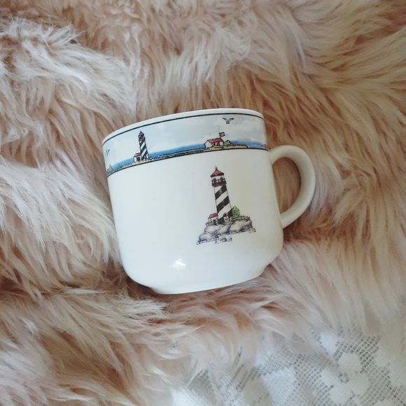 VTG Totally Today Coastal Lighthouse Coffee Mug - Picture 11 of 12